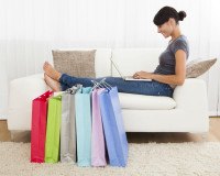 Online Outlet Warenhäuser - Günstig und bequem vom Sofa shoppen