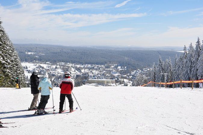 In allen Teilen Deutschlands können sich Wintersportler austoben