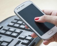 Smartphone Handyvertrag vs. Prepaid