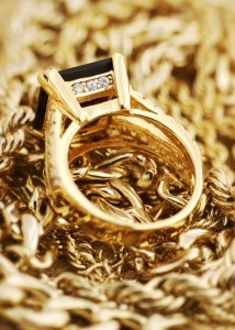 Goldener Schmuck